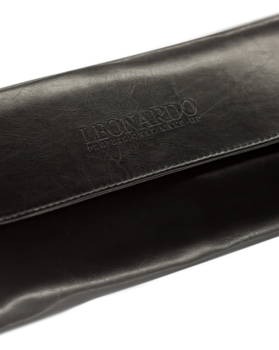 Leonardo brushes bag